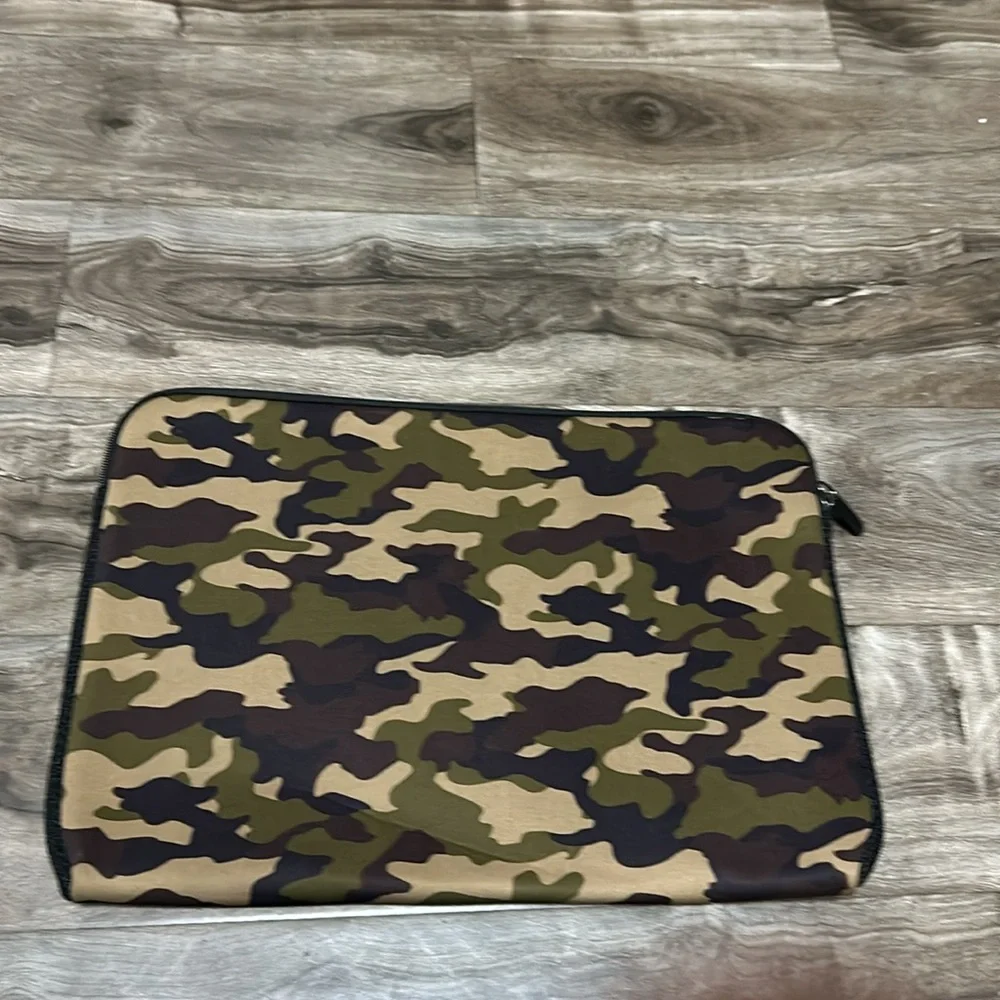 air case preowned please